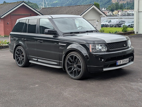 Land Rover Range Rover Sport 5 of 28