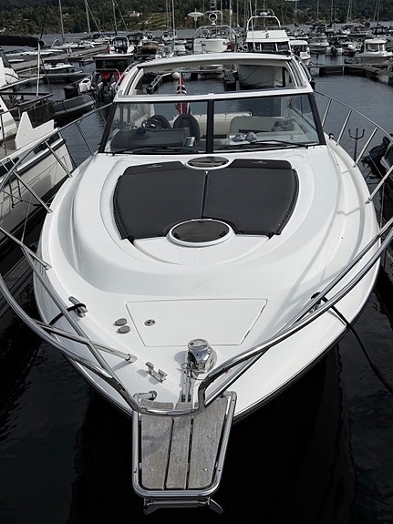 Princess V42 – svært velholdt og oppgradert | D6-370 | Joystick | 1.100 timer 3 of 5
