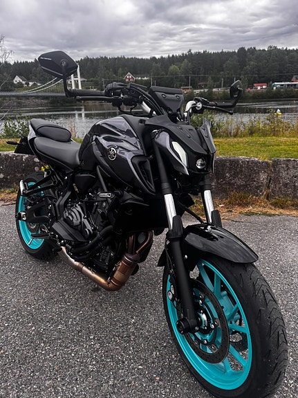 Yamaha MT-07 11 of 15