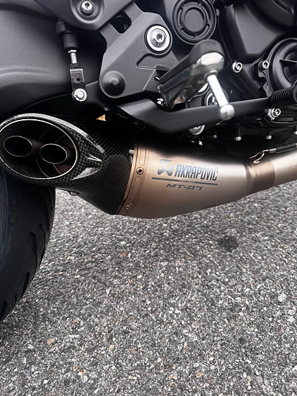 Yamaha MT-07 7 of 15