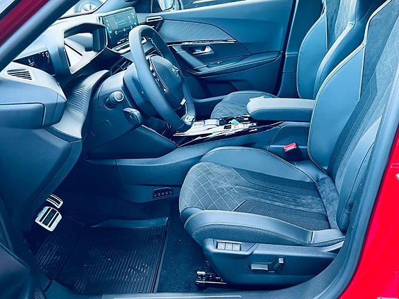 Peugeot 2008 10 of 19