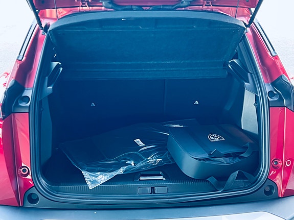 Peugeot 2008 9 of 19