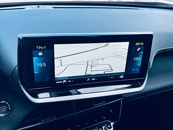 Peugeot 2008 17 of 19