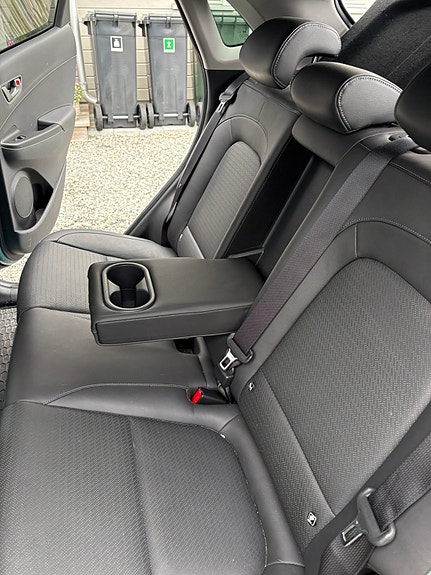 Hyundai Kona 14 of 18