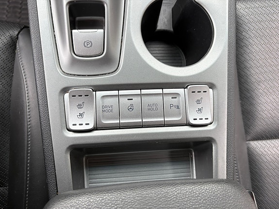 Hyundai Kona 11 of 18
