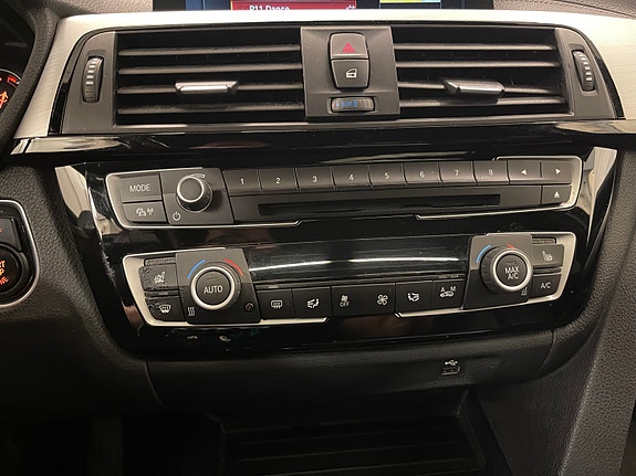 BMW 320d 16 of 26