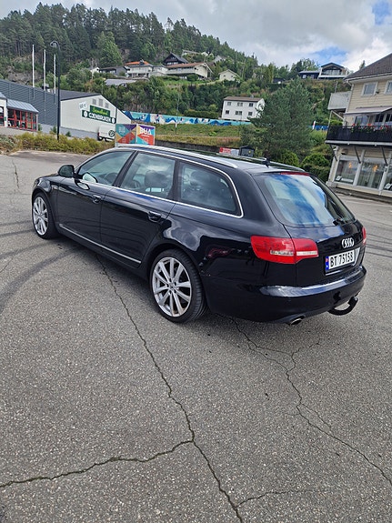 Audi A6 2 of 19