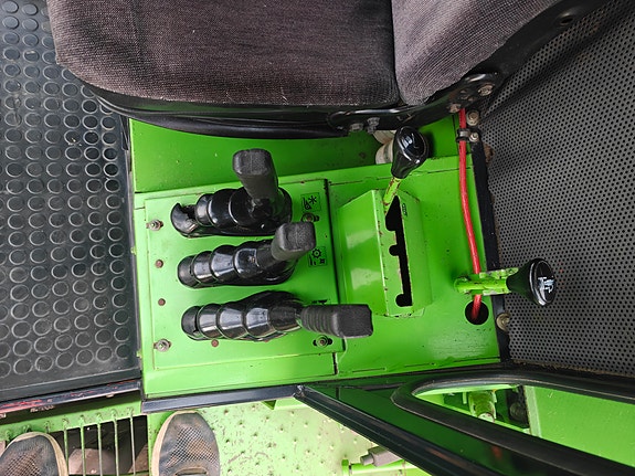 Deutz Fahr M2385 4 of 15