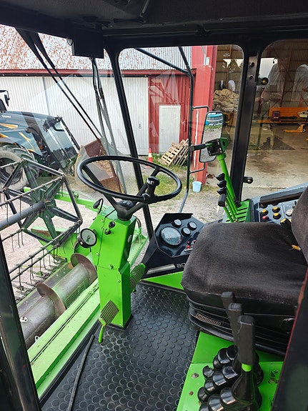 Deutz Fahr M2385 2 of 15