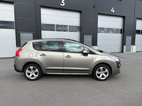 Peugeot 3008 2 of 30