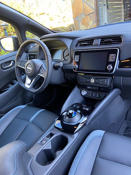 Nissan Leaf 28 of 29