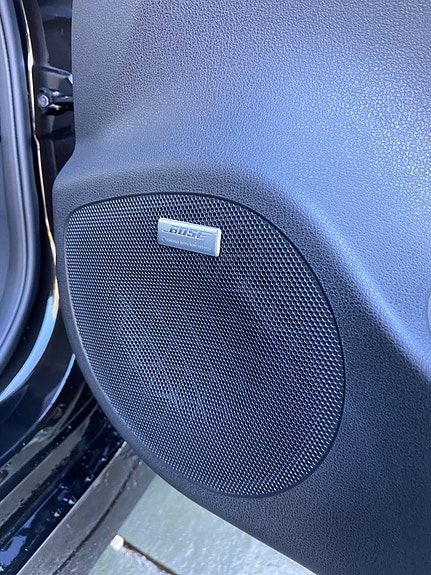 Nissan Leaf 27 of 29