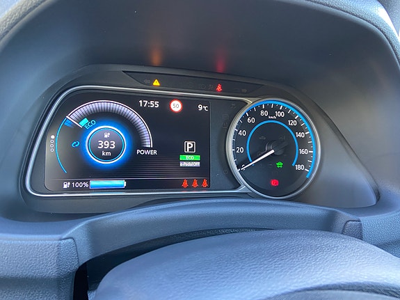 Nissan Leaf 23 of 29