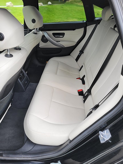 BMW 440i 10 of 15