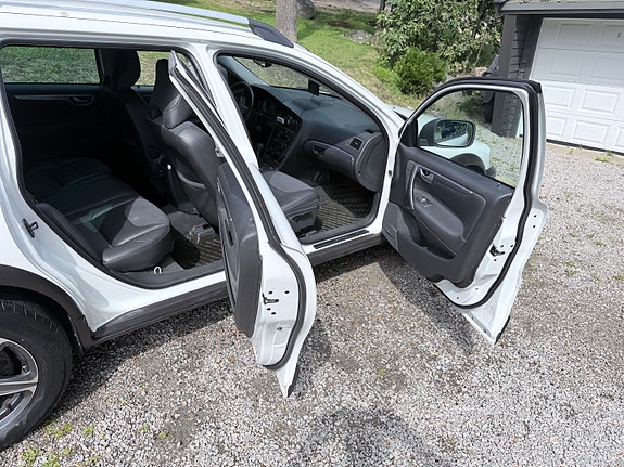 Volvo XC70 15 of 29