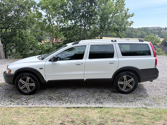 Volvo XC70 7 of 29