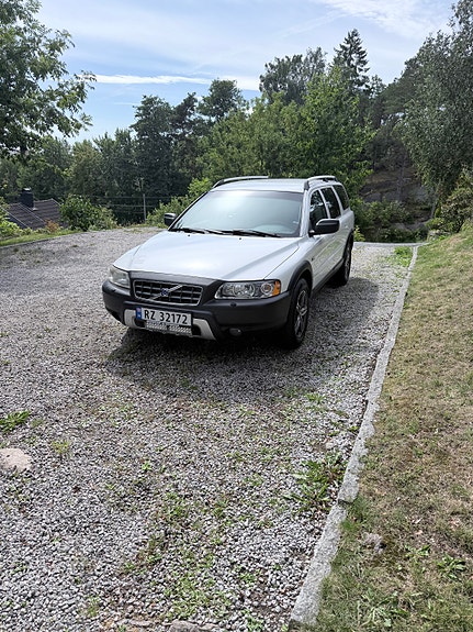 Volvo XC70 3 of 29