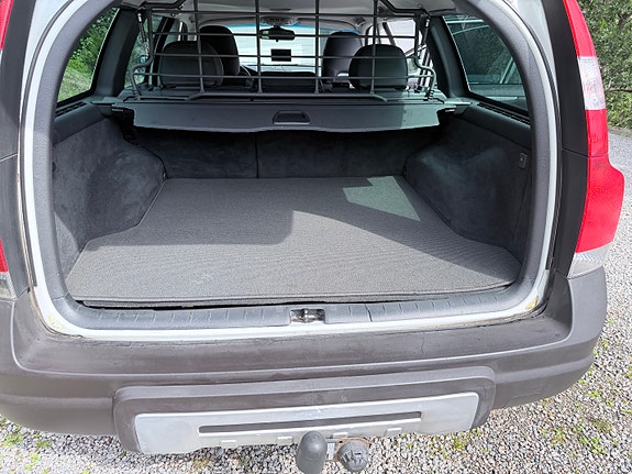 Volvo XC70 17 of 29