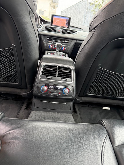 Audi A6 12 of 15