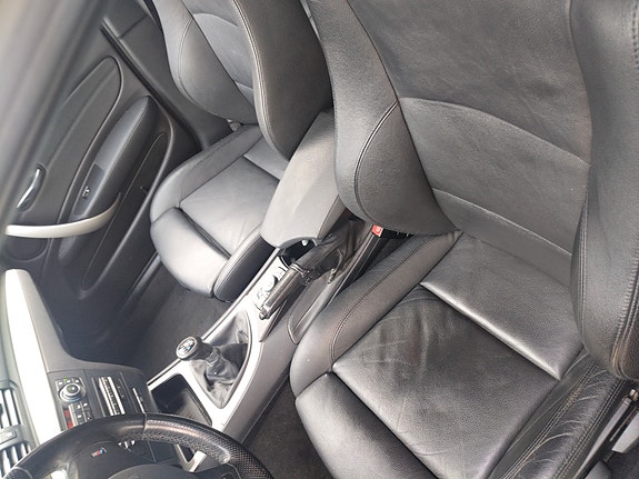 BMW 118d 4 of 9