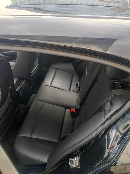 BMW 118d 2 of 9