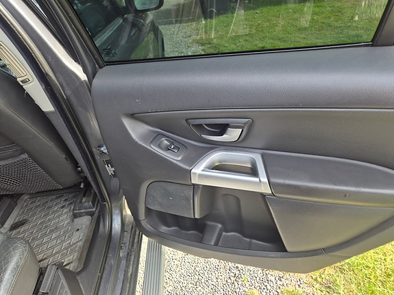 Volvo XC90 17 of 30
