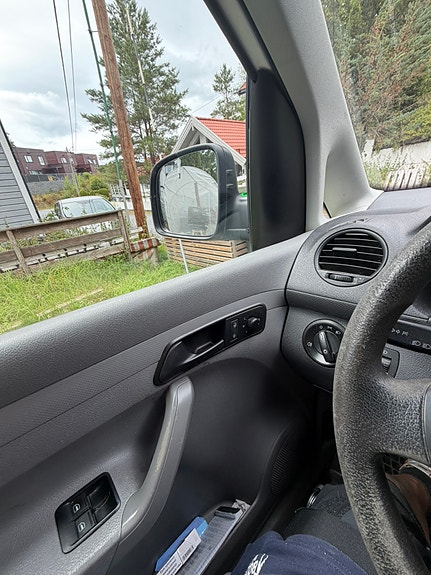 Volkswagen Caddy 12 of 14