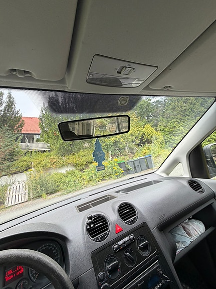 Volkswagen Caddy 11 of 14
