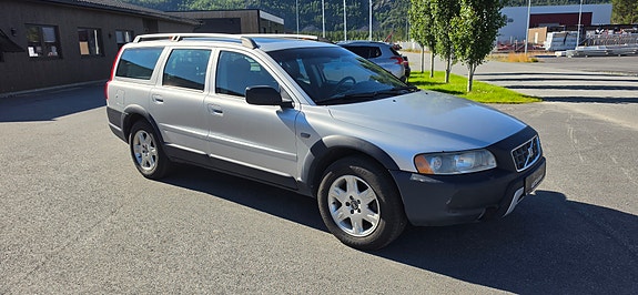 Volvo XC70 7 of 18