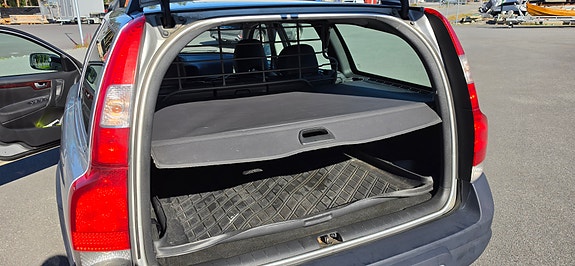 Volvo XC70 17 of 18