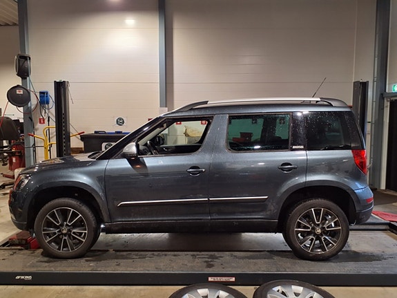 Skoda Yeti 2 of 23
