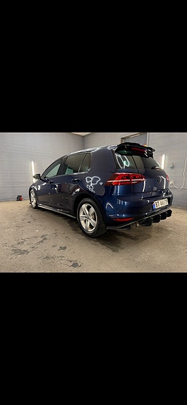 Volkswagen Golf VII 9 of 15