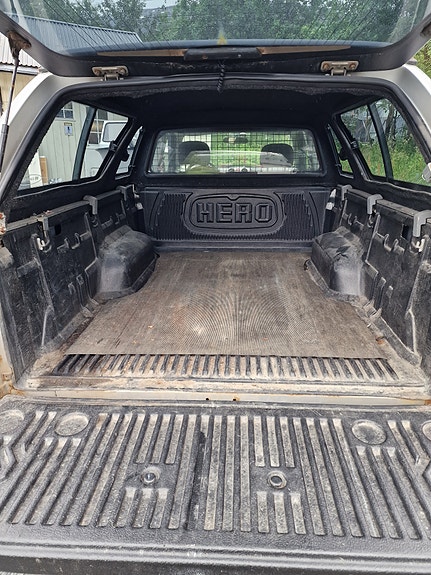 Isuzu D-max 10 of 18