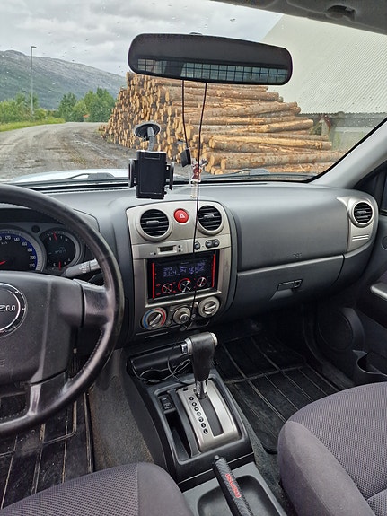 Isuzu D-max 6 of 18