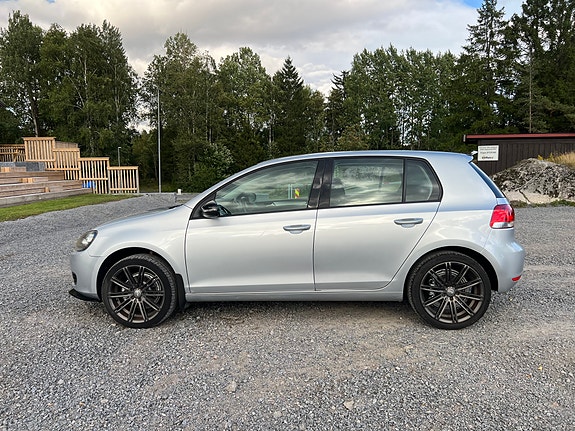 Volkswagen Golf VI 2 of 15
