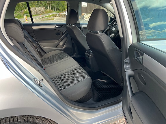 Volkswagen Golf VI 14 of 15