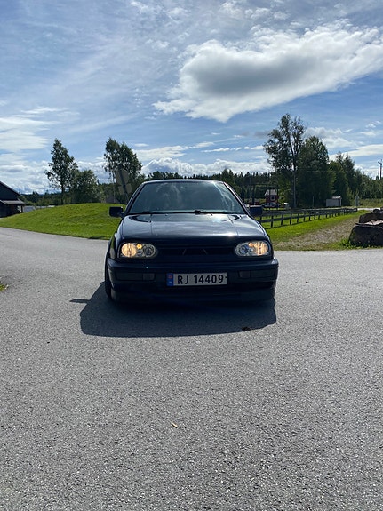 Volkswagen Golf IV 3 of 18