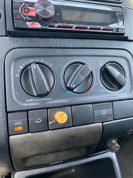Volkswagen Golf IV 17 of 18
