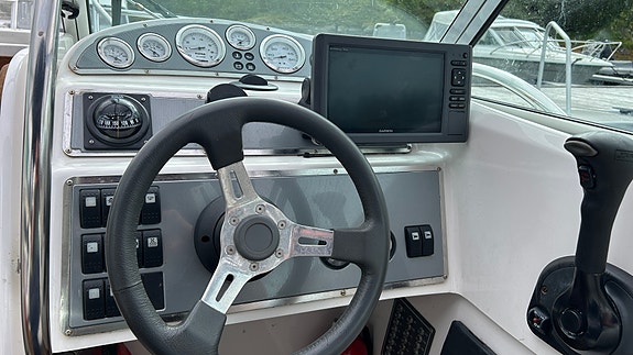 Uttern D68 2005 – 1.7 DTI diesel – omfattende servicehistorikk – Garmin 91sv 5 of 14