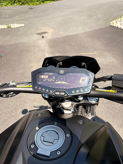 Yamaha MT-07 9 of 10