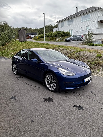 Tesla Model 3 12 of 22