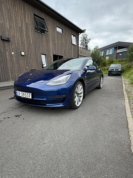 Tesla Model 3 2 of 22