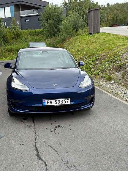 Tesla Model 3 3 of 22