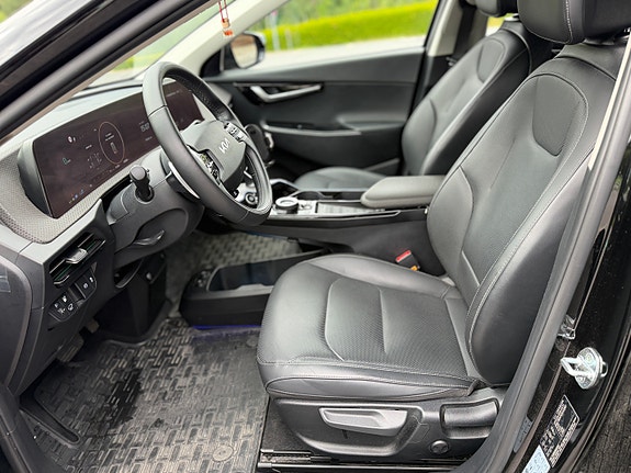 Kia EV6 11 of 17