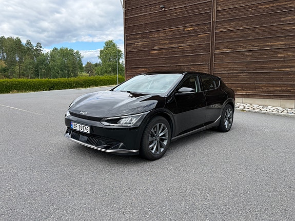 Kia EV6 2 of 17
