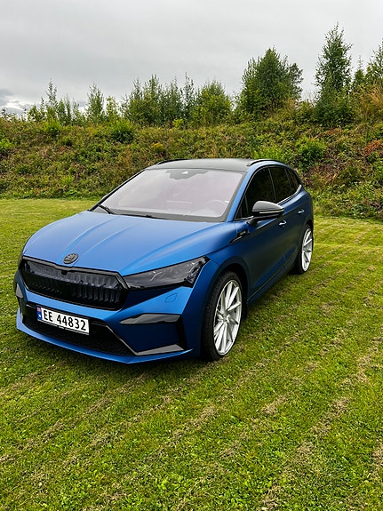 Skoda Enyaq 3 of 24