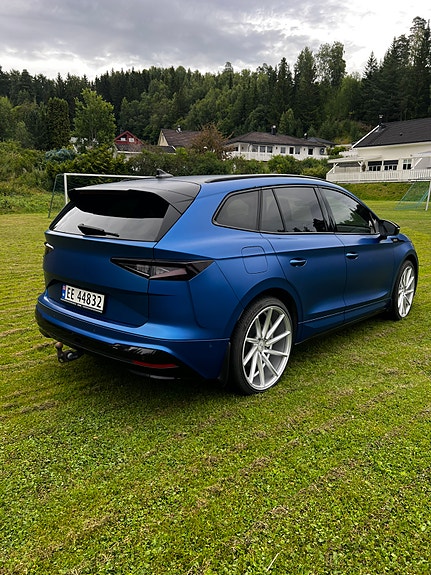 Skoda Enyaq 9 of 24