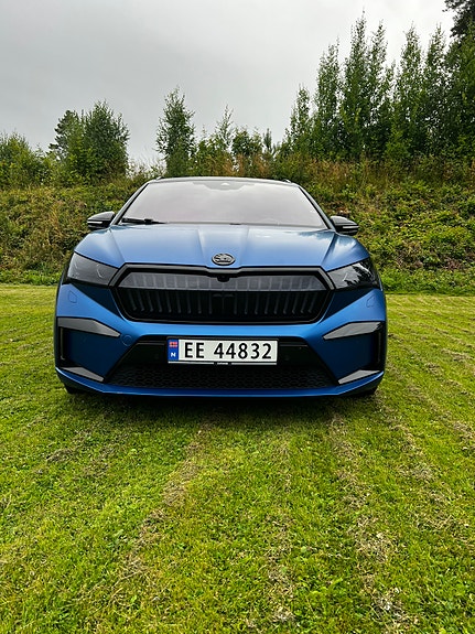 Skoda Enyaq 4 of 24