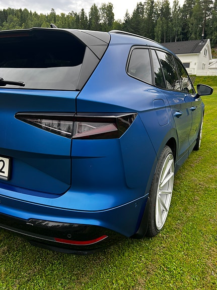 Skoda Enyaq 10 of 24