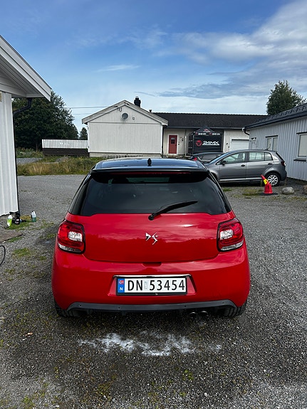 Citroen DS3 4 of 10